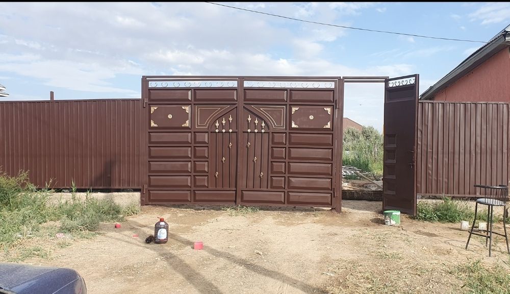 Покраска вороты, навесы, перила