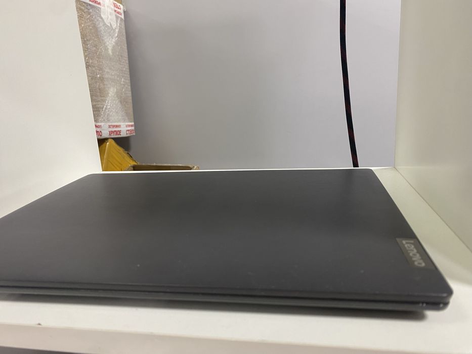 Ноутбук Lenovo v14!