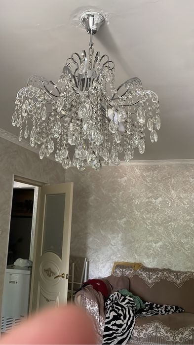 Люстра для гостыный
