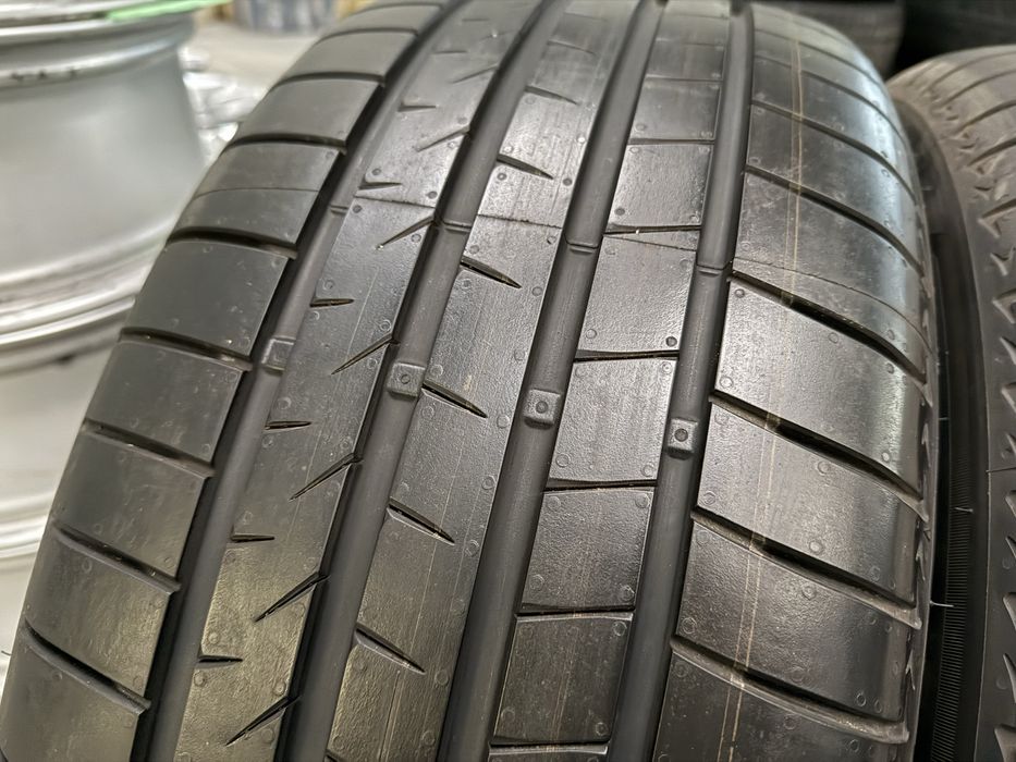 Anvelope vara 255.50.20’ Bridgestone Noi!