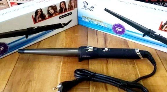 Sochni jingalak qilish uchun moslama