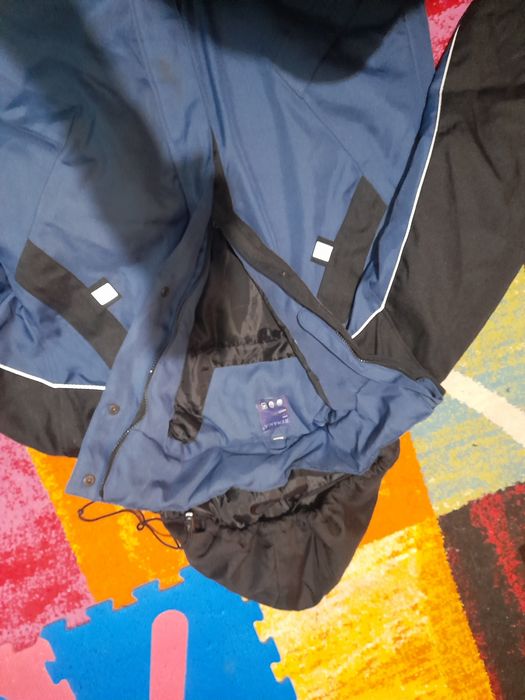 Geaca de iarna calitate foarte buna.