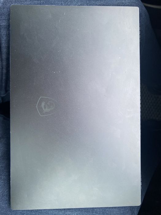 Продам игровой ноутбук MSi