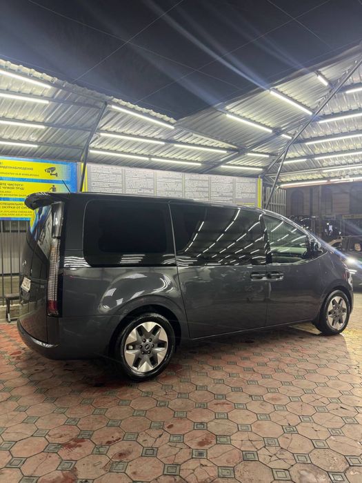 Hyundai STARIA 59700km probeg  2022 yil