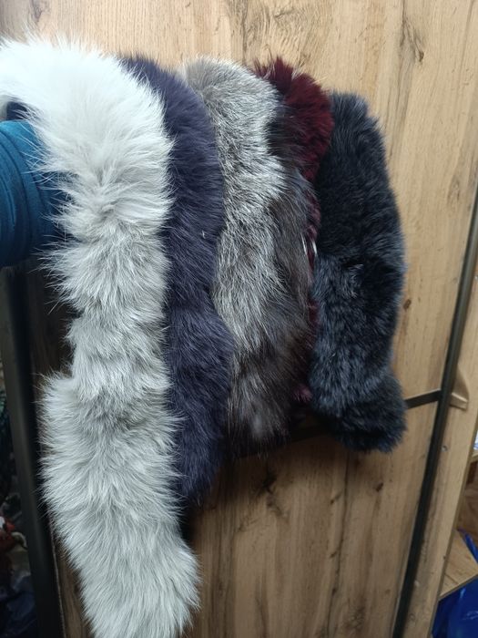 Мех от воротников и рукавов, натуралка