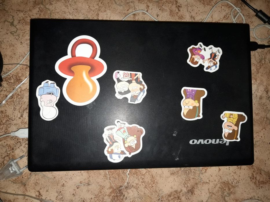 Срочно продам ноутбук Lenovo