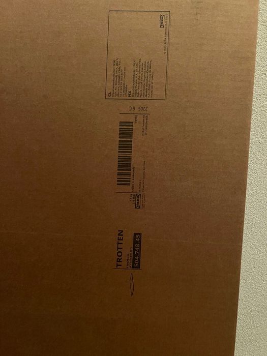 Плот за бюро ИКЕА TROTTEN - нов и неотварян