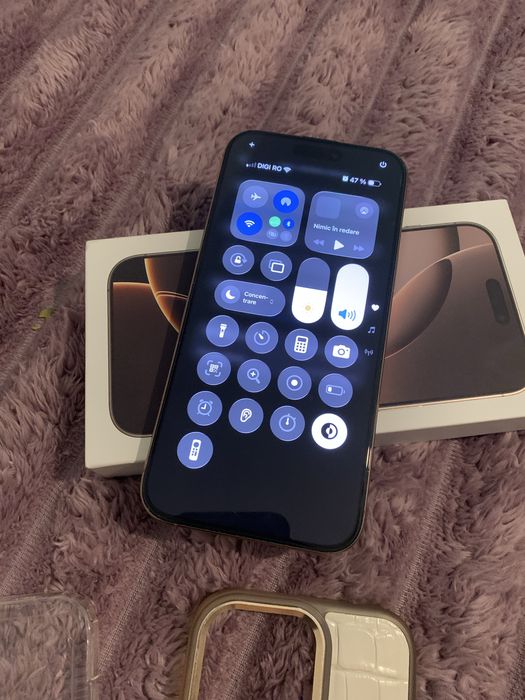 Iphone 16 pro max 256gb la cutie si factura altex schimb cu 15 pro max