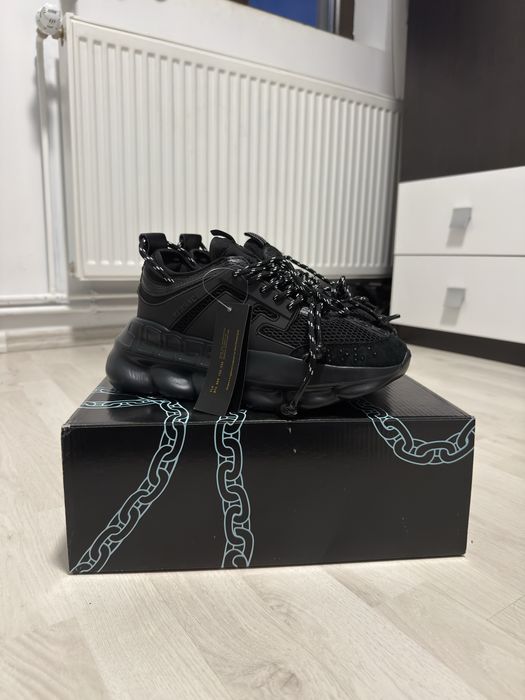 Versace Chain Reaction