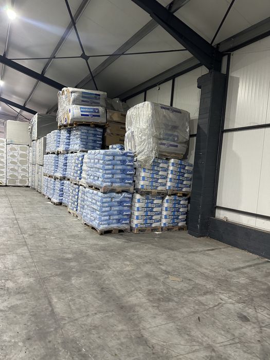 Inchiriez hala depozitare