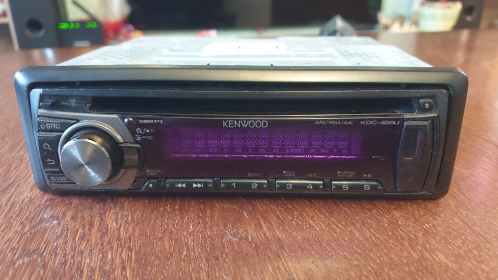 Авто плеър радио музика за кола Кенуулд Kenwood CD MP-3 USB AUX