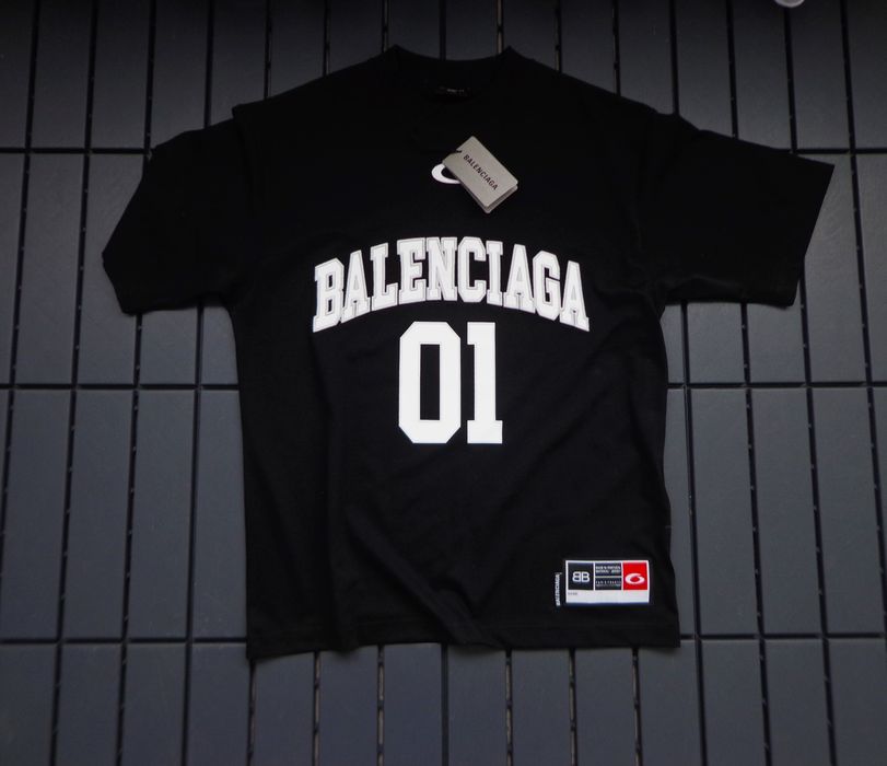 Невероятна мъжка тениска Balenciaga Basketball Series Oversized T shir
