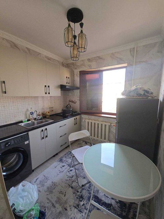 1 хонали квартира барчажихозлари билан сотилади Гуливер