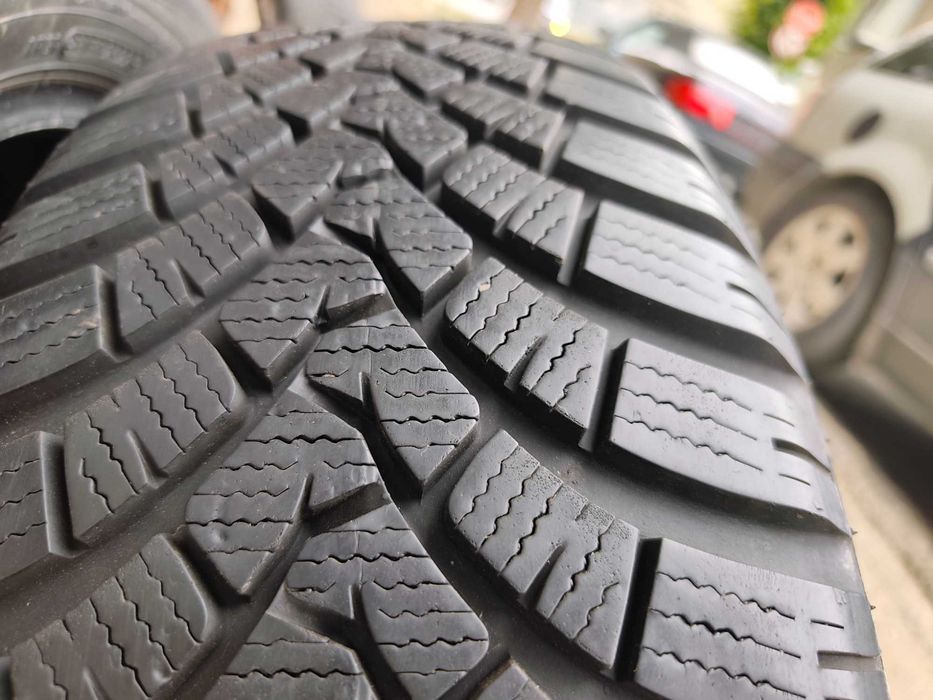 4 БРОЯ зимни гуми 17 ' цола FALKEN eurowinter SUV / 215 60 R 17 100V