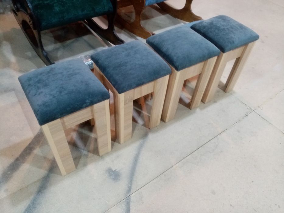 Продам новые кухонные табуретки!