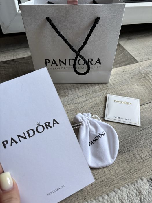 Пандора набор серьги и подвеска