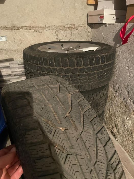 Jante audi R16 cu roti de iarna , in stare buna