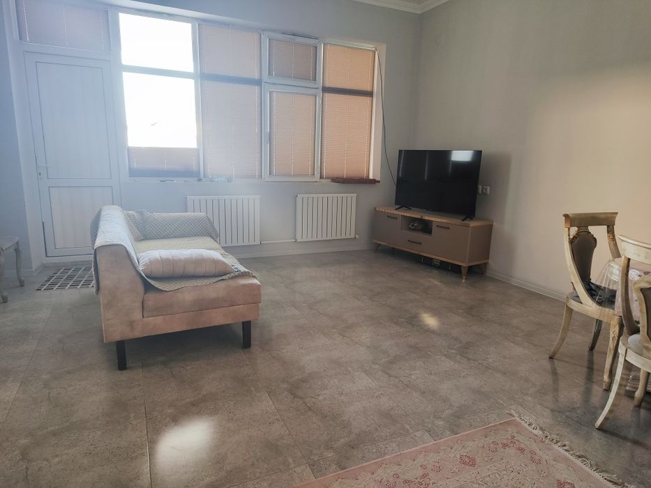 Дом с евро- ремонтом и бассейном! Самая низкая цена!