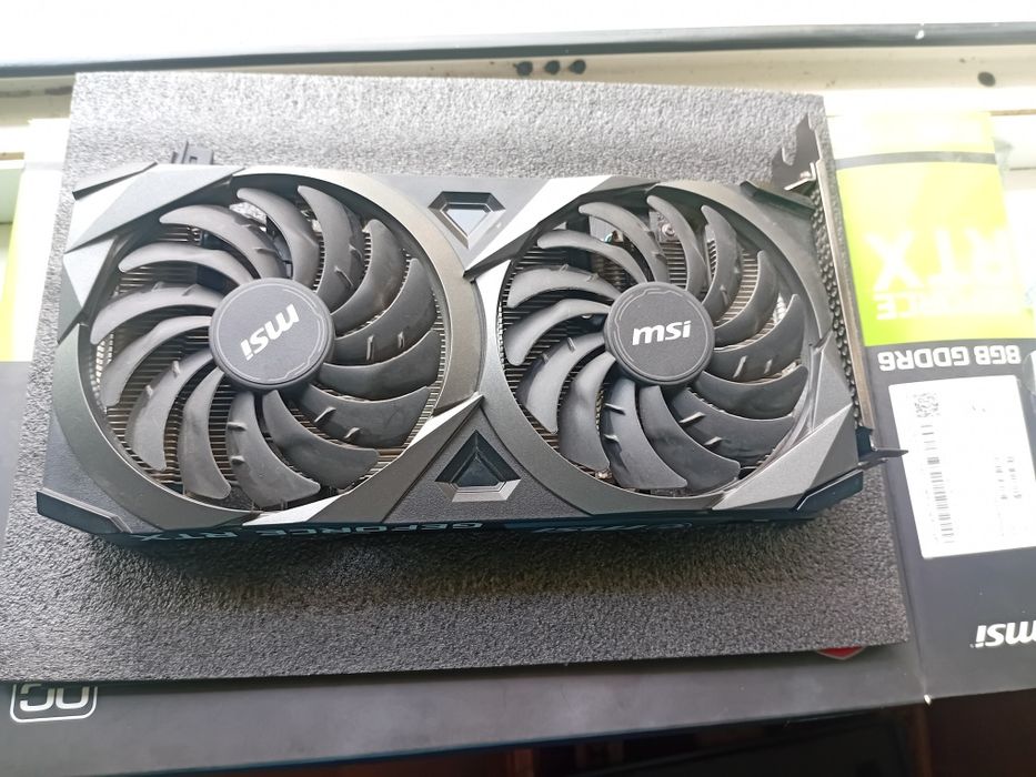 Видеокарта MSI 3060ti Ventus 2x, нужно менять память.