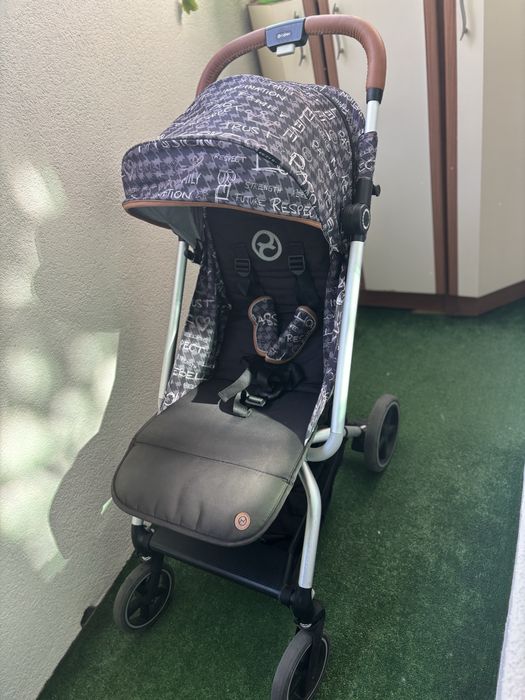 Количка Cybex Eezy S