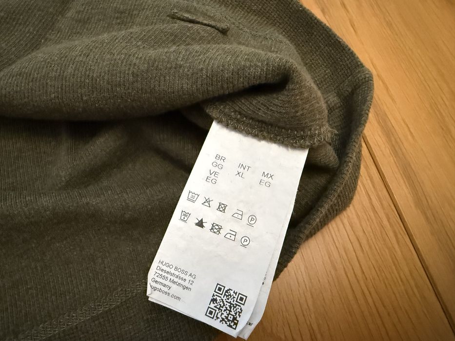 Пуловер BOSS размер XL
