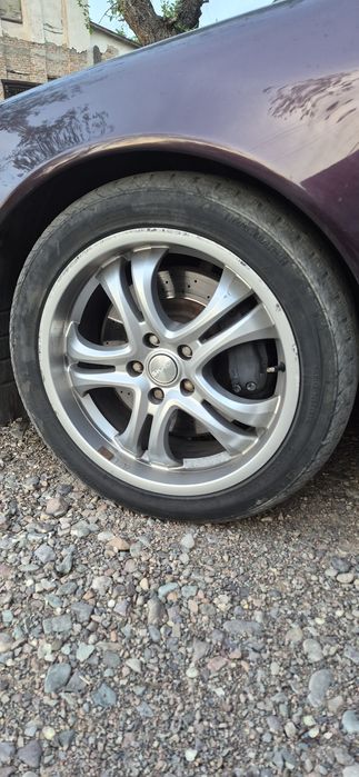 Диски 18 размер.