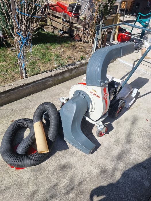 Aspirator,suflanta frunze Honda cu motor termic  Cremer LS 5000