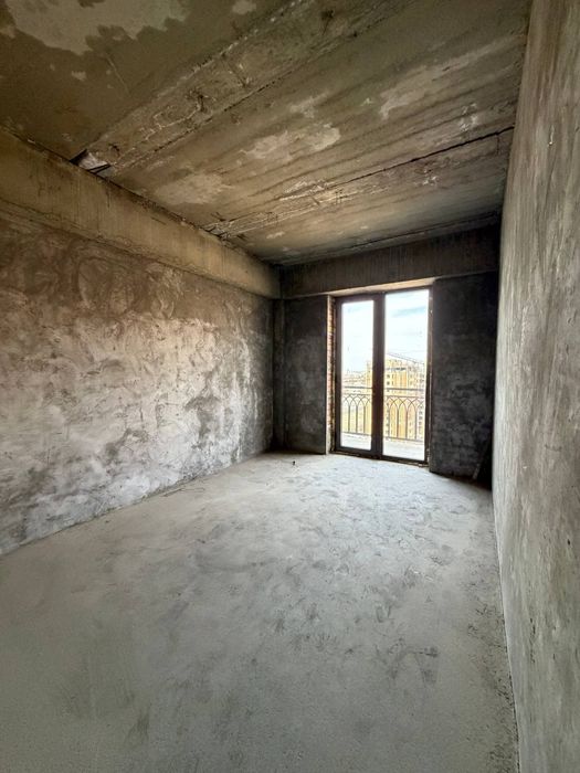 срочно продаётся в элитном доме 3х комнатная вокзал КРАСНЫЙ ДОМ!