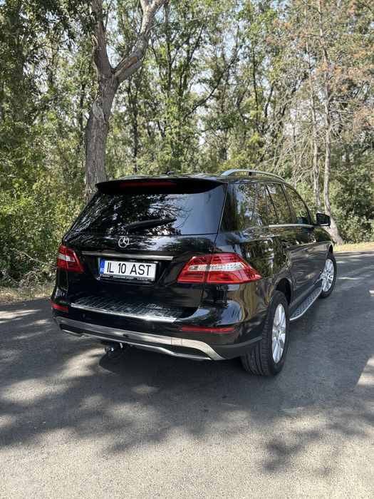 Vând Mercedes Benz ML250 W166