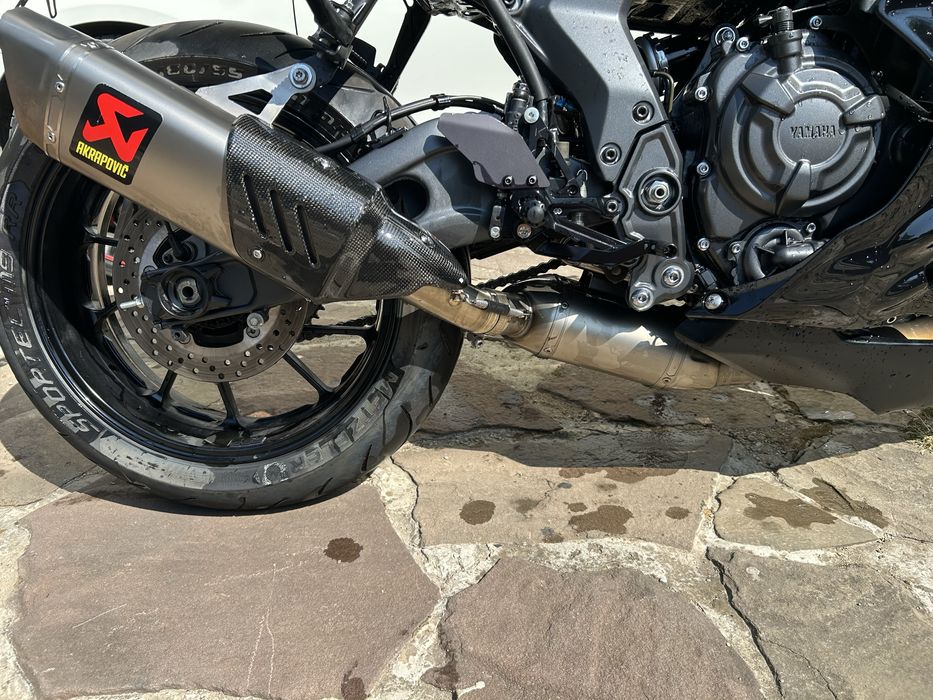 Спортна генерация akrapovic за yamaha r7