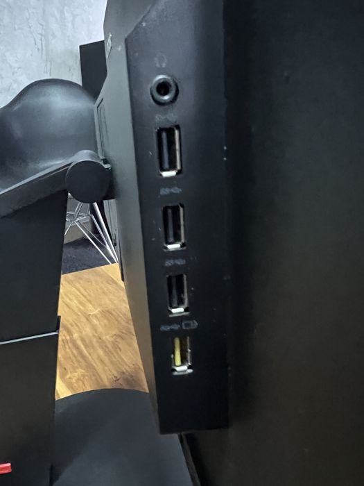 Монитор Lenovo ThinkVision T24i-10 FHD IPS