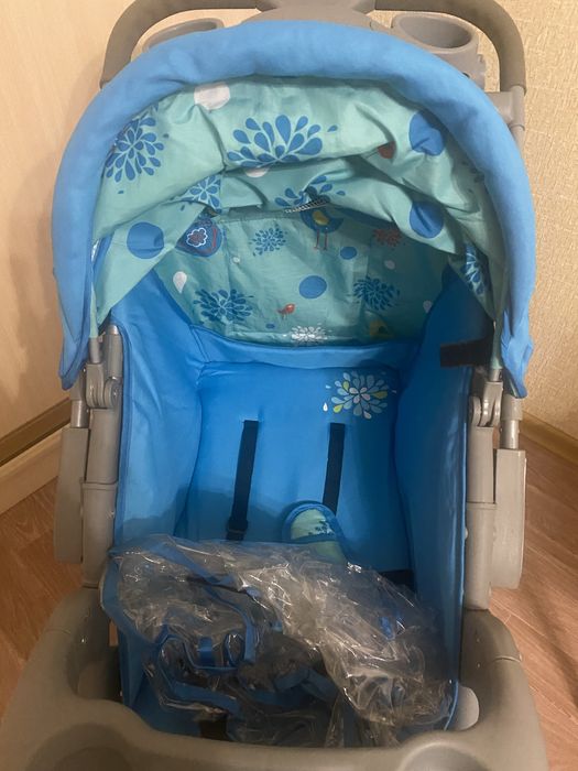 Коляска демисезонная