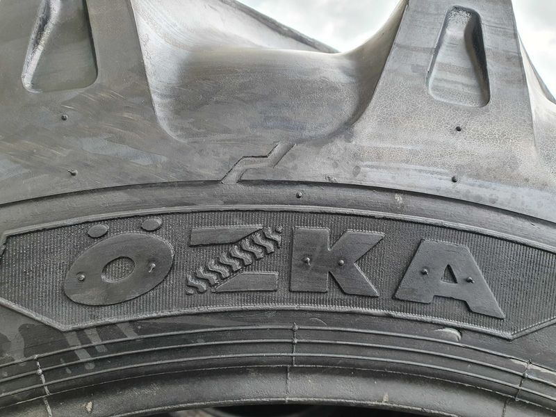 11.2-28 cauciucuri noi de la ozka pentru tractoare legumicole