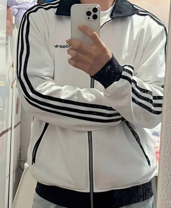 Кофта adidas / размер S (165-170)