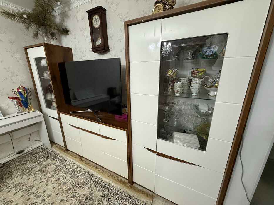 Продам стенку для гостинной