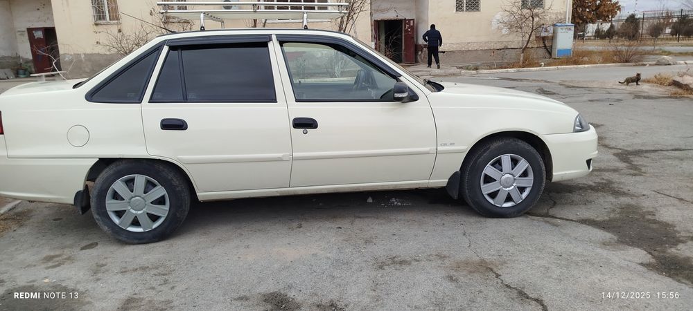 Nexia 2 legeda sotiladi