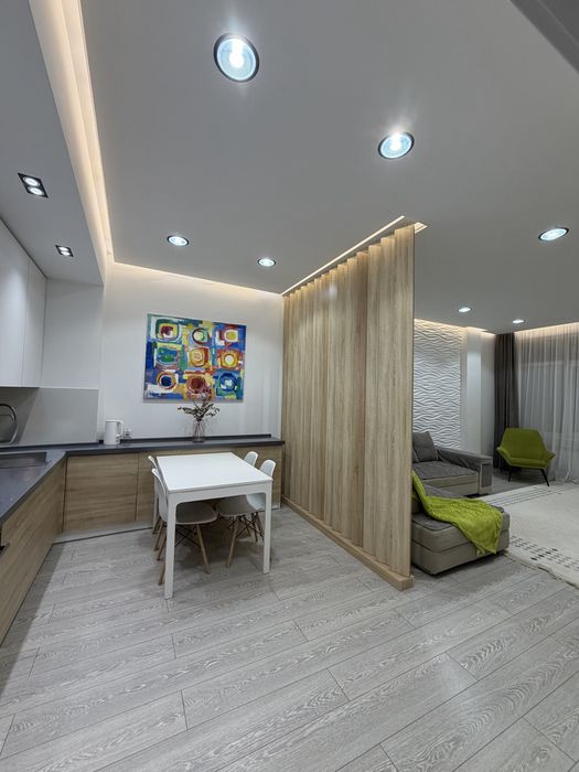 Продам 3-комнатную квартиру студию