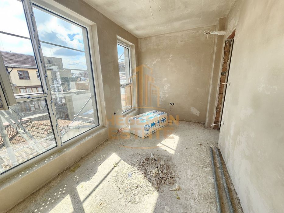Продава се Двустаен апартамент в Варна, Лятно кино Тракия - 46 кв.м за 1220 €/кв.м - Снимка #4