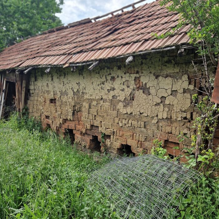 Caramida nefolosită