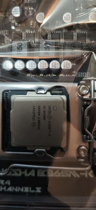 Kit gaming i5-9400f 16 ram