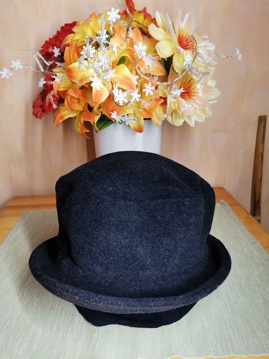 Дамски шапки за зимата