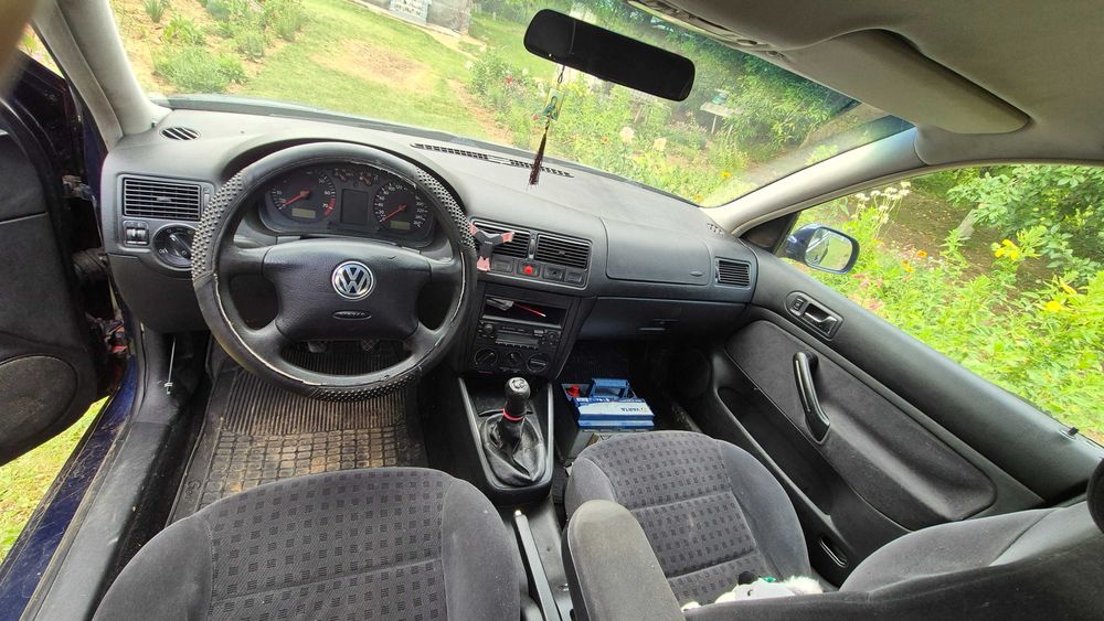 Vand GOLF 4 , 1.6 benzina