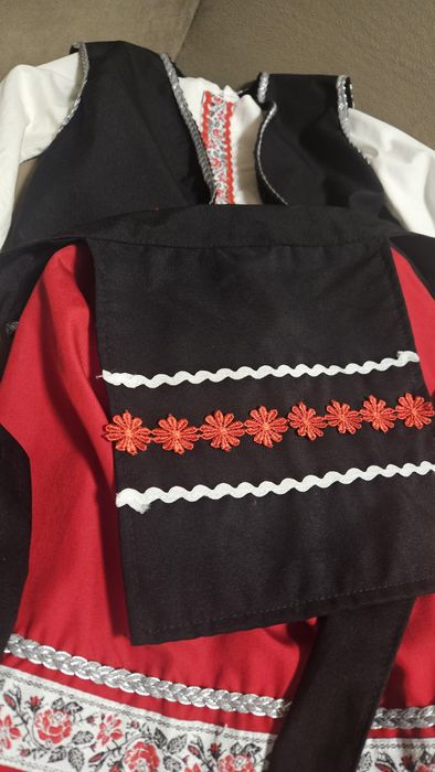 Детска носия с риза