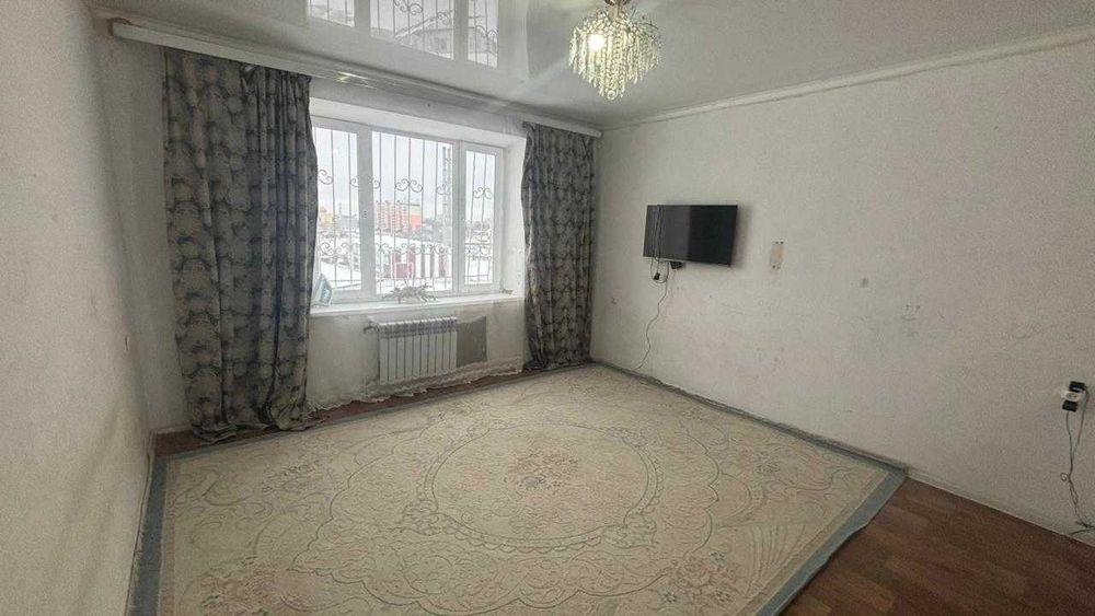 продам 2 комнатную квартиру