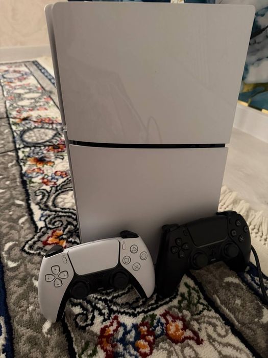 Play station 5 slim 1 terabat