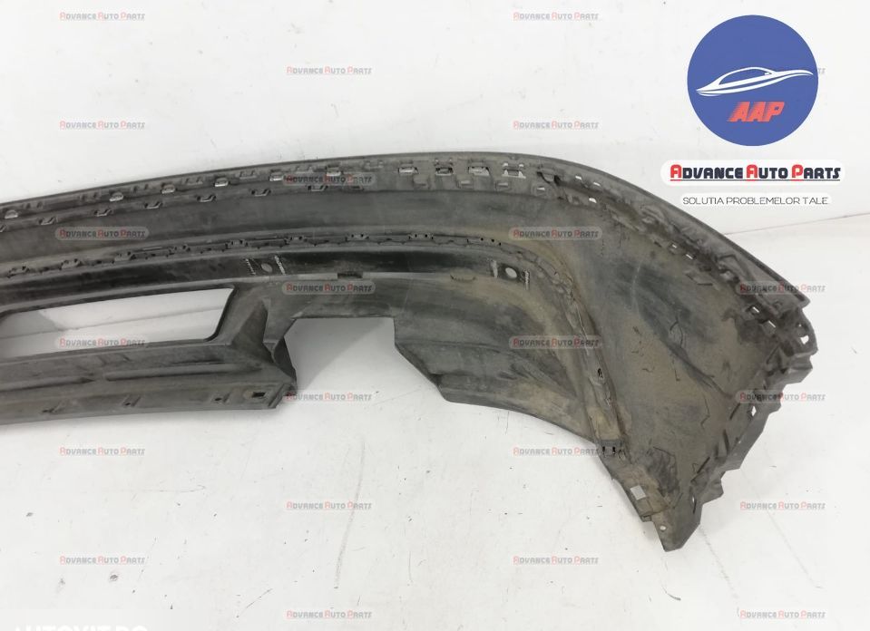 Задна броня R-Line с оригинални сензори във добро състояние Фолксваген