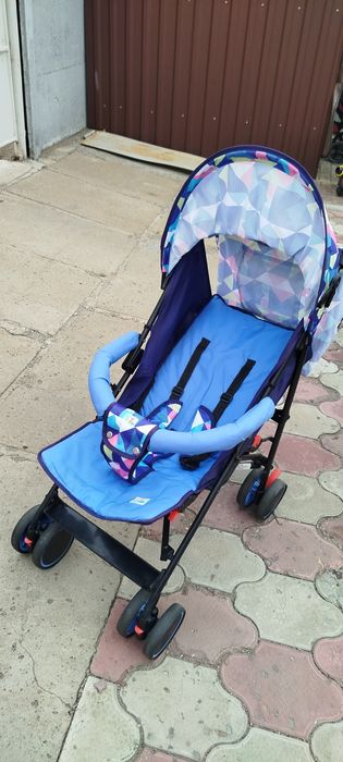 Коляска прогулочная