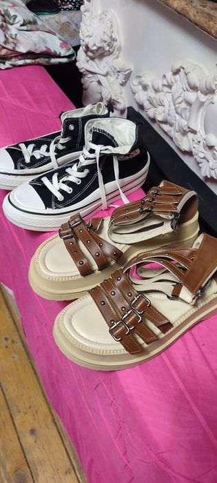 Продам женскую обувь