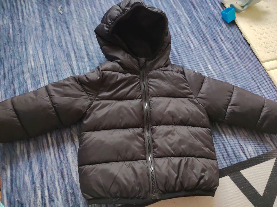 Продам детские куртки