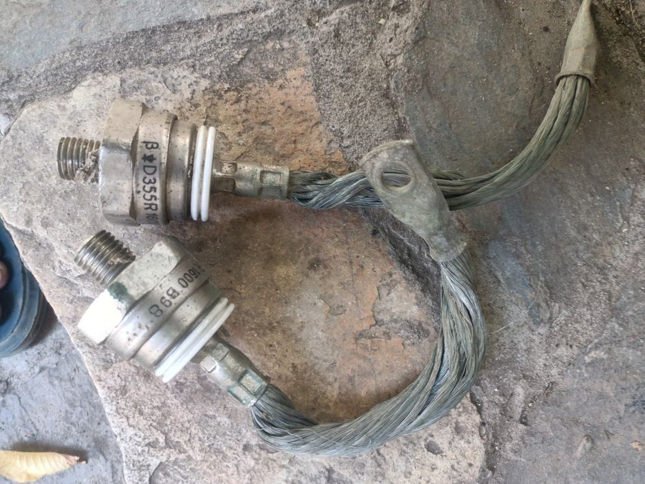 Diode 355r de putere mare.